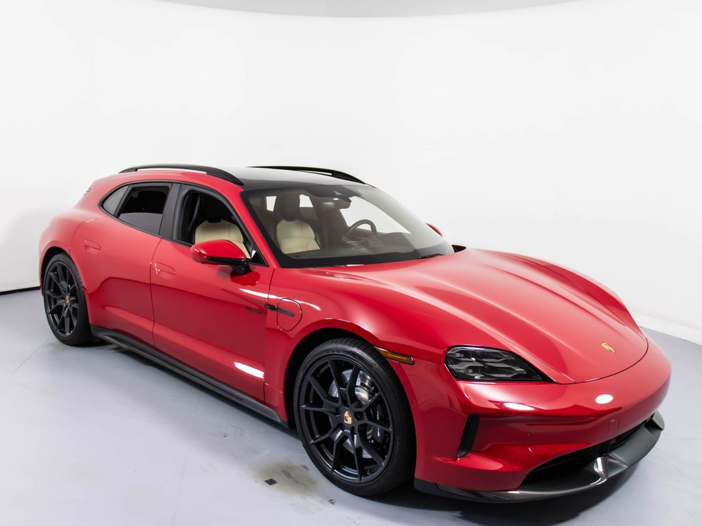 2025 Porsche Taycan GTS Sport Turismo's photo