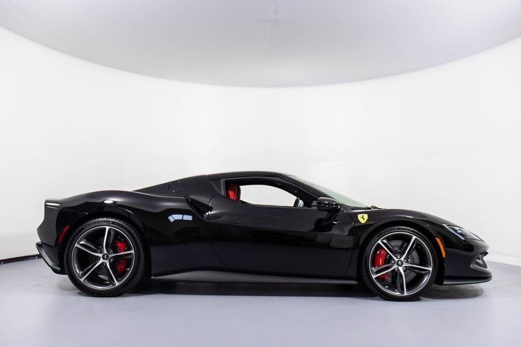 2024 Ferrari 296 GTB photo 3