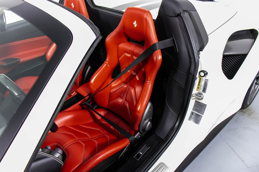 2017 Ferrari 488 Spider photo 5