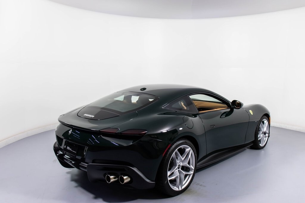 2024 Ferrari Roma Base photo 2