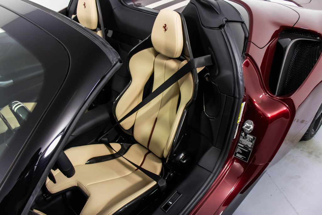 2024 Ferrari SF90 Spider Base photo 5