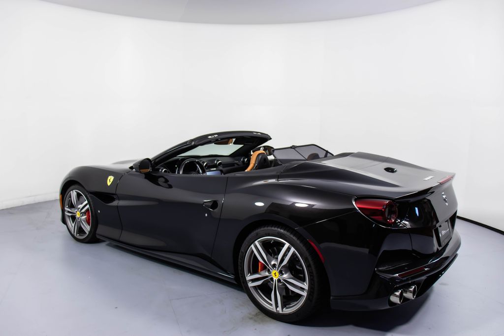 2019 Ferrari Portofino photo 3