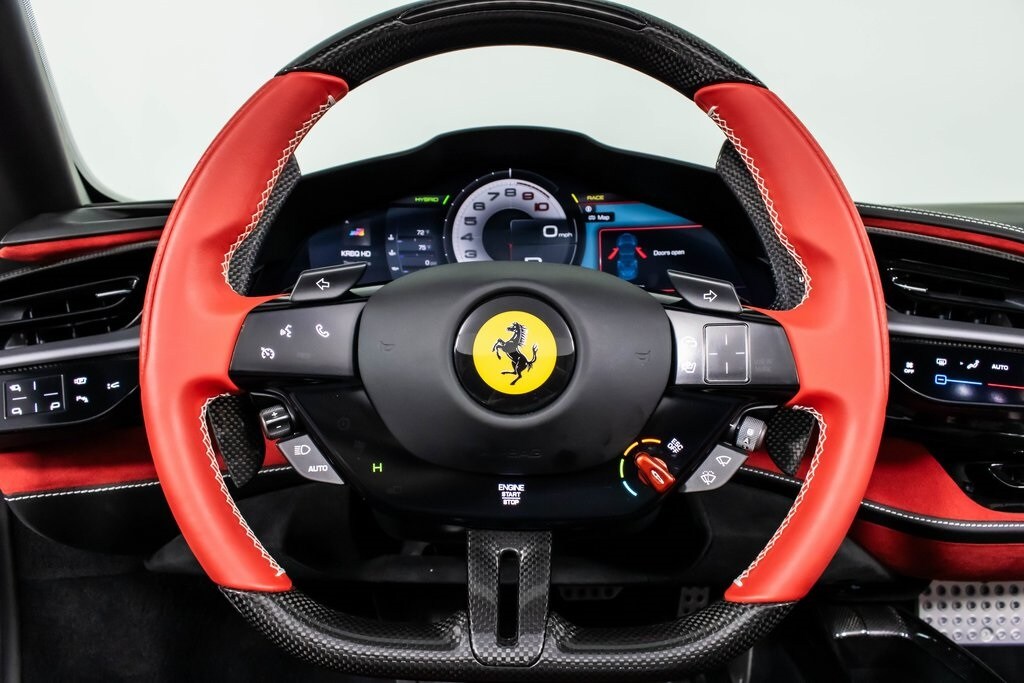 2023 Ferrari SF90 Spider Base photo 4