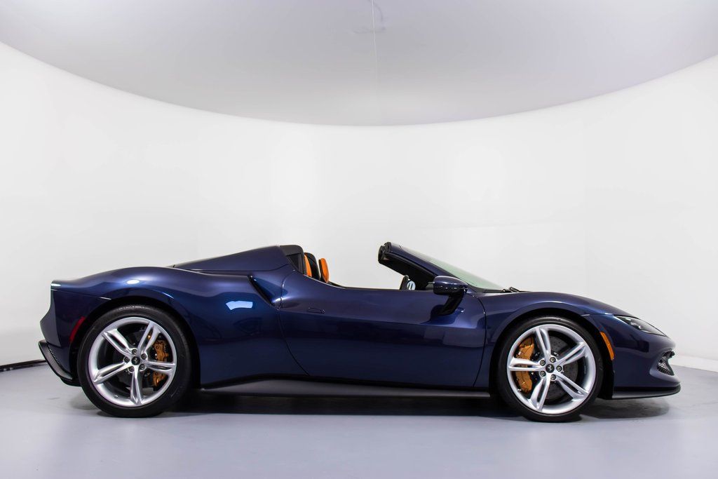 2025 Ferrari 296 GTS photo 2