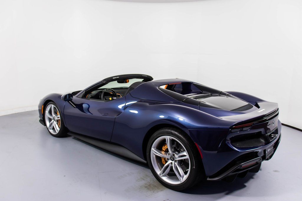 2025 Ferrari 296 GTS photo 3