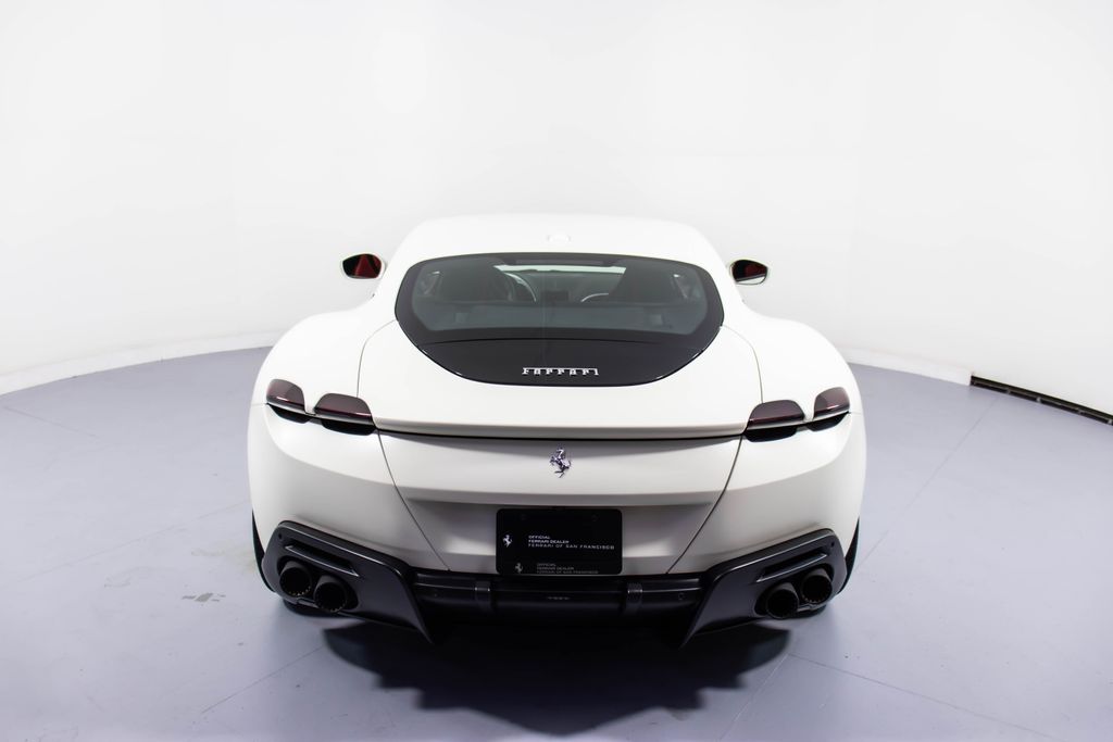 2022 Ferrari Roma Base photo 6