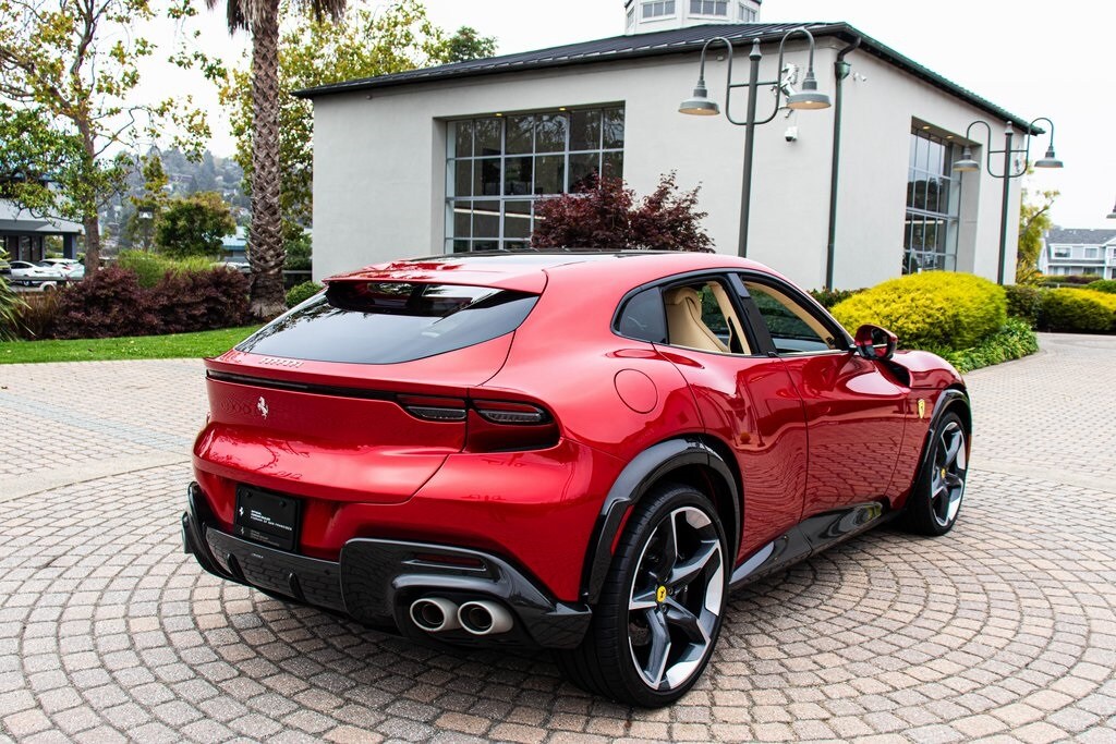 2024 Ferrari Purosangue photo 2