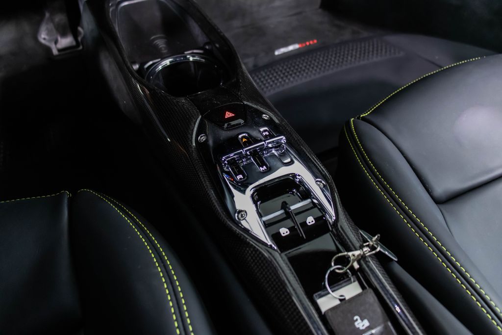 2025 Ferrari 296 GTB Base photo 5