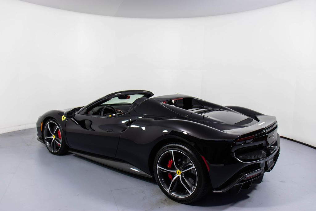 2025 Ferrari 296 GTS photo 3