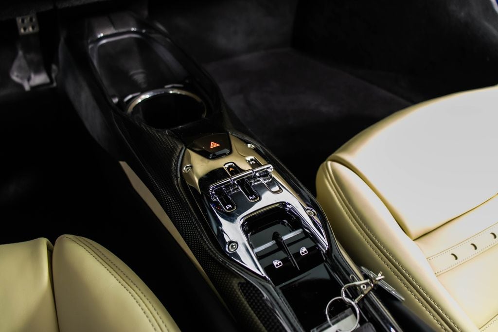 2024 Ferrari 296 GTB Base photo 4