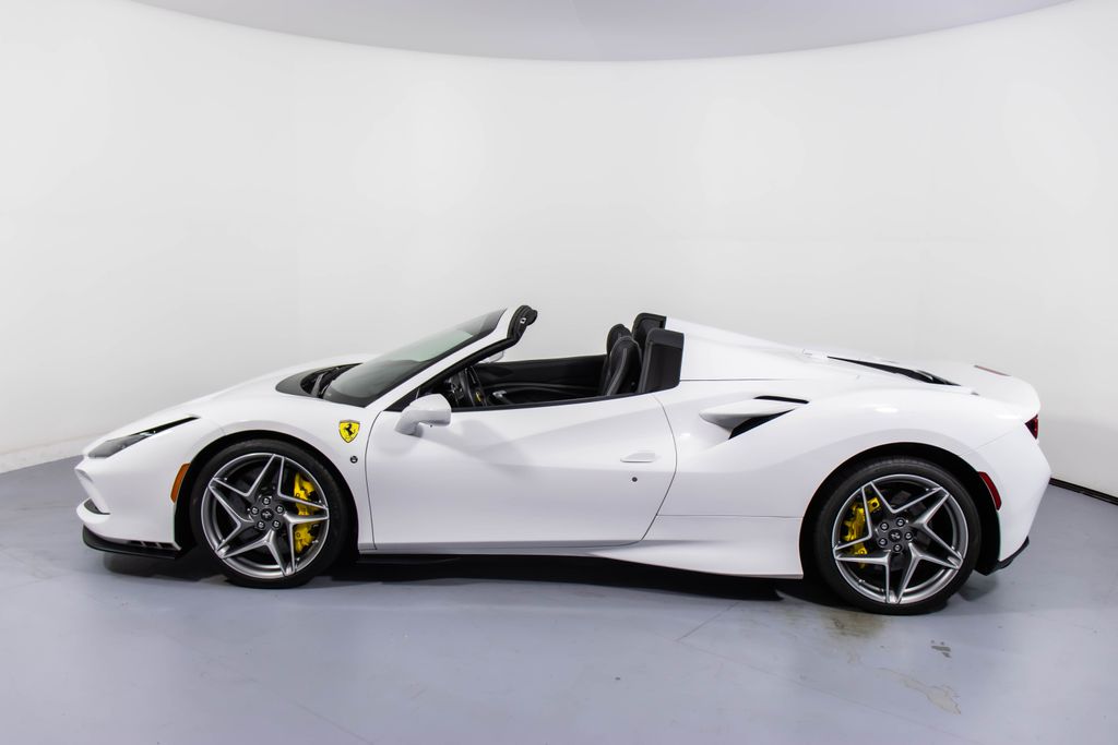 2022 Ferrari F8 Spider photo 3