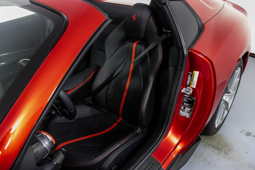 2022 Ferrari 812 GTS photo 5