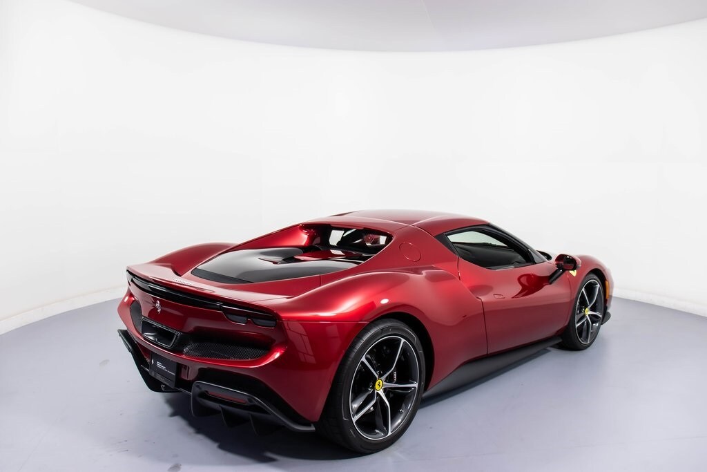 2025 Ferrari 296 GTB photo 2