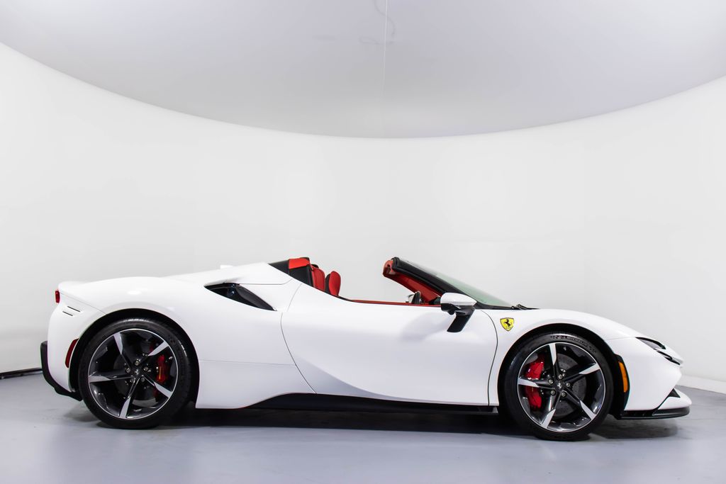 2025 Ferrari SF90 Spider Base photo 2