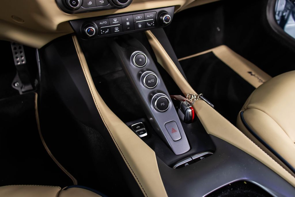 2022 Ferrari Portofino M Base photo 4