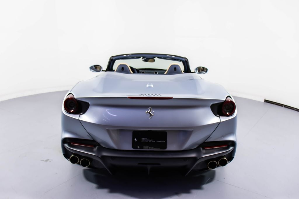 2022 Ferrari Portofino M Base photo 6