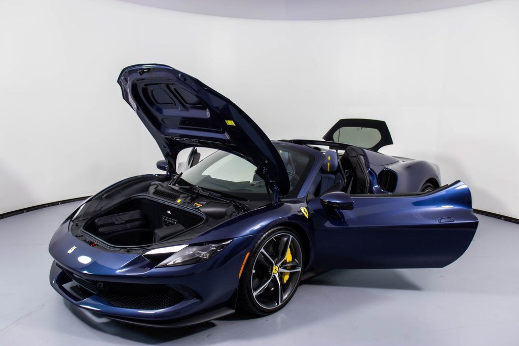 2024 Ferrari 296 GTS photo 3