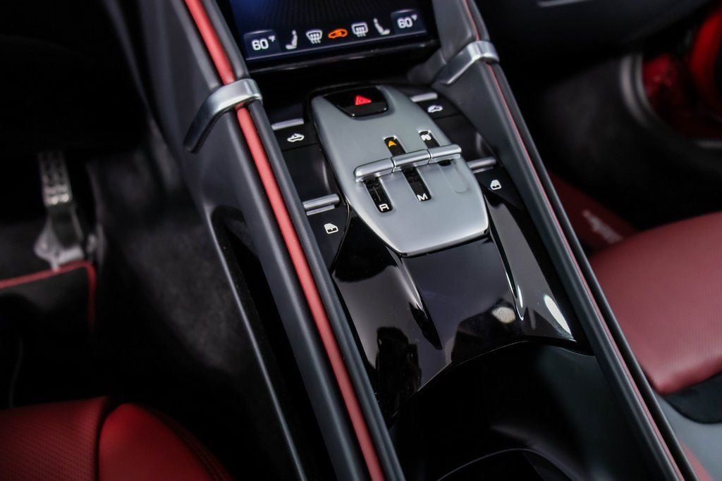 2025 Ferrari Roma photo 5