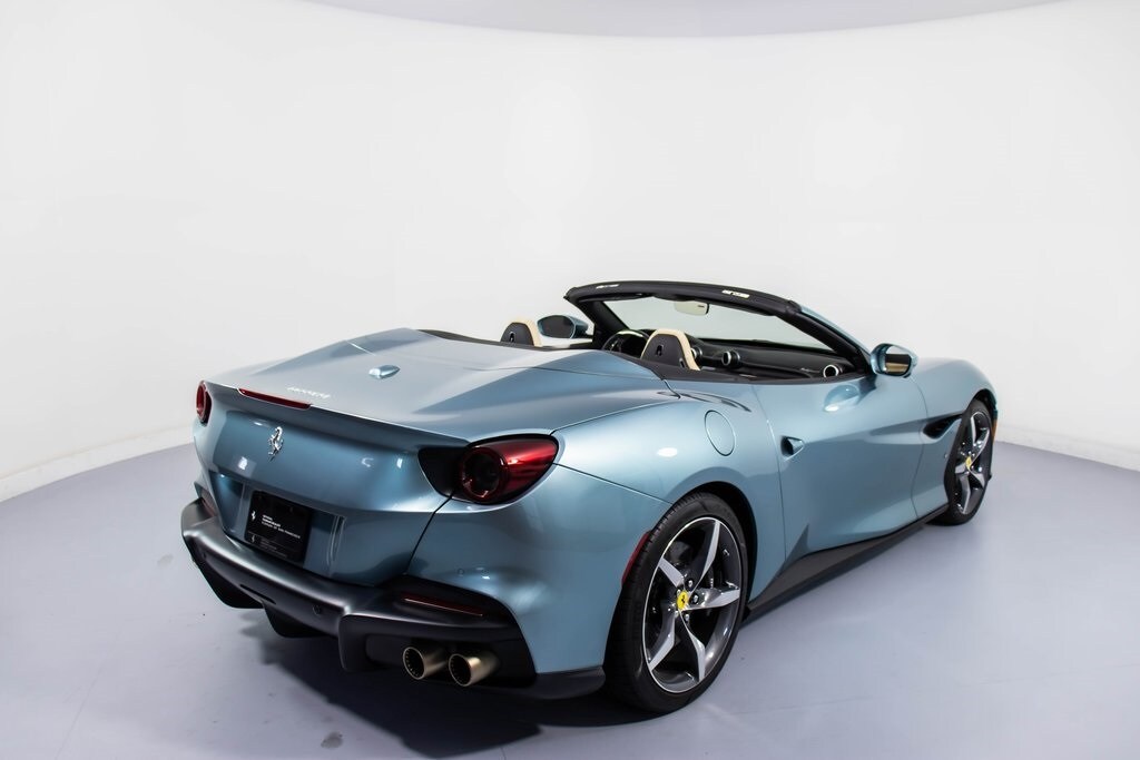 2022 Ferrari Portofino Base photo 2