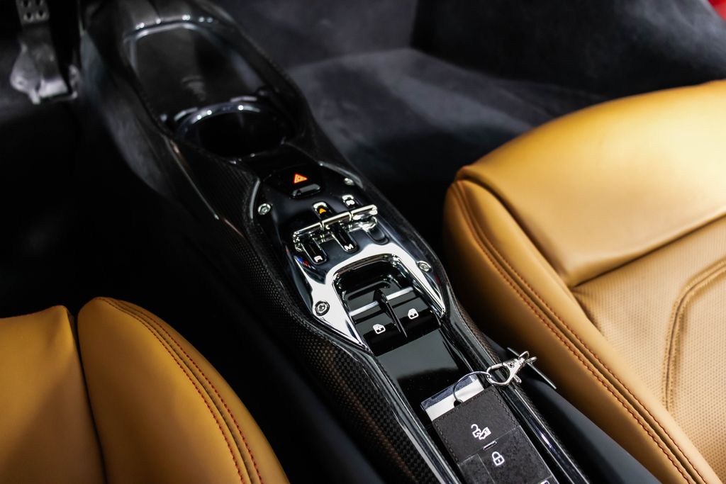 2025 Ferrari 296 GTB photo 4