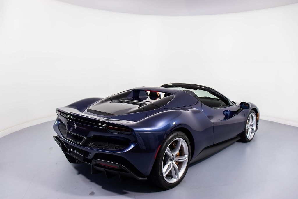 2025 Ferrari 296 GTS photo 2