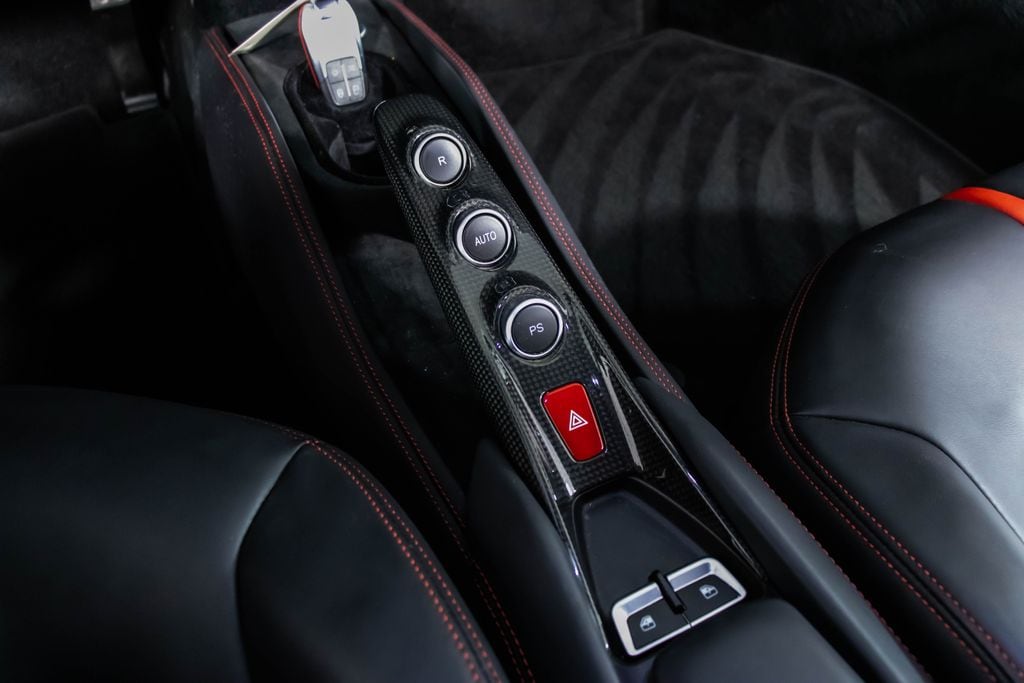 2020 Ferrari F8 Tributo Base photo 4