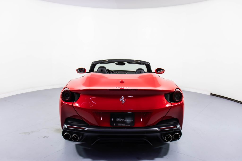 2019 Ferrari Portofino Base photo 6