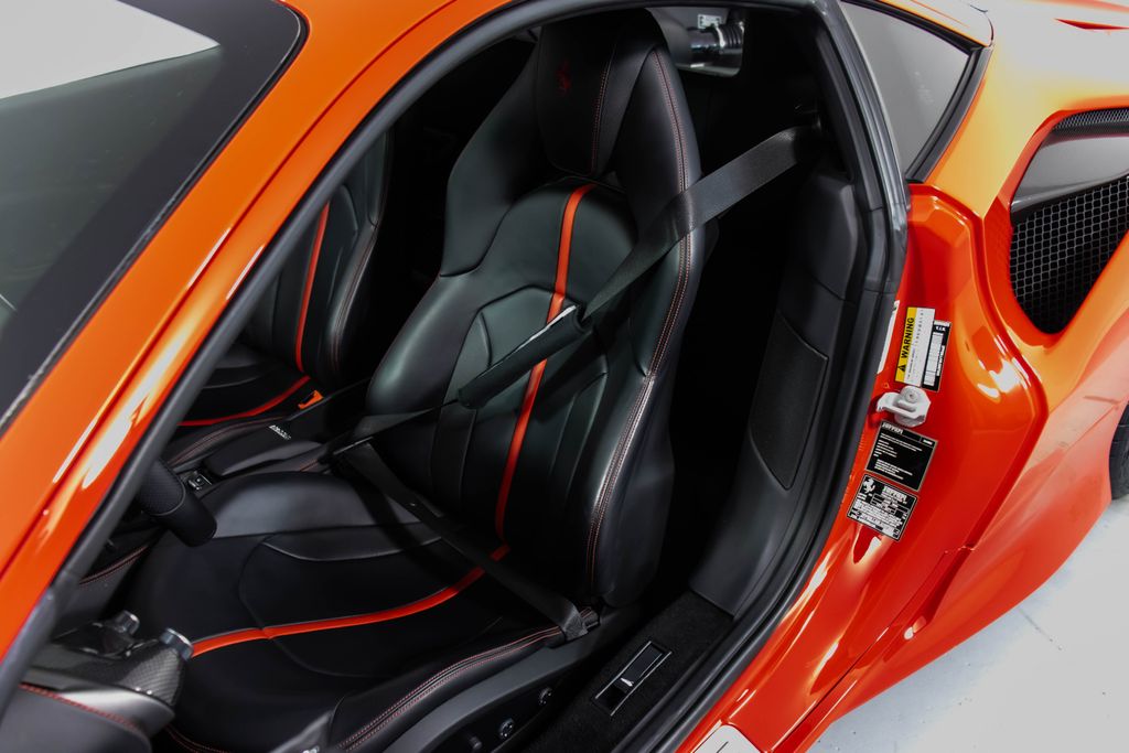 2020 Ferrari F8 Tributo Base photo 5