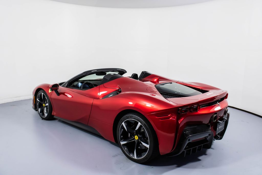 2023 Ferrari SF90 Spider Base photo 3