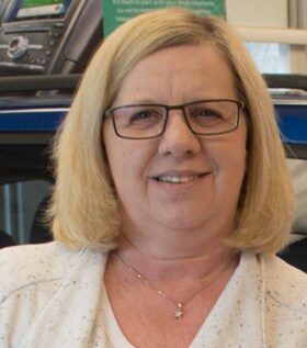 Staff member Donna Shaffer from ID_5a85648e7f25