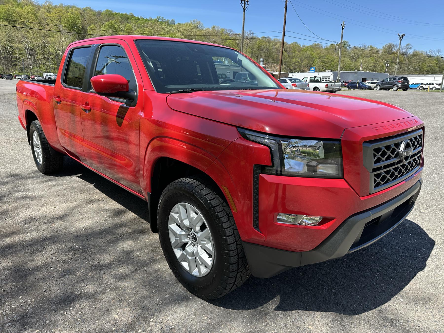 2022 Nissan Frontier SV photo 3