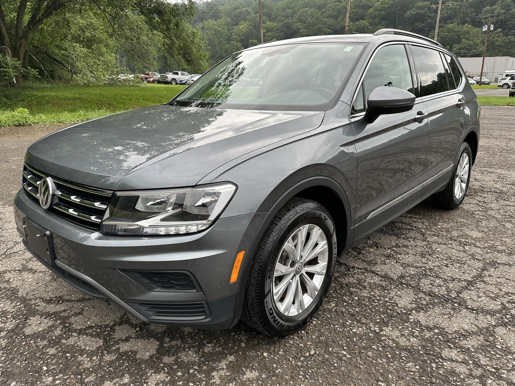 Used 2018 Volkswagen Tiguan SE with VIN 3VV2B7AX2JM171498 for sale in Corriganville, MD