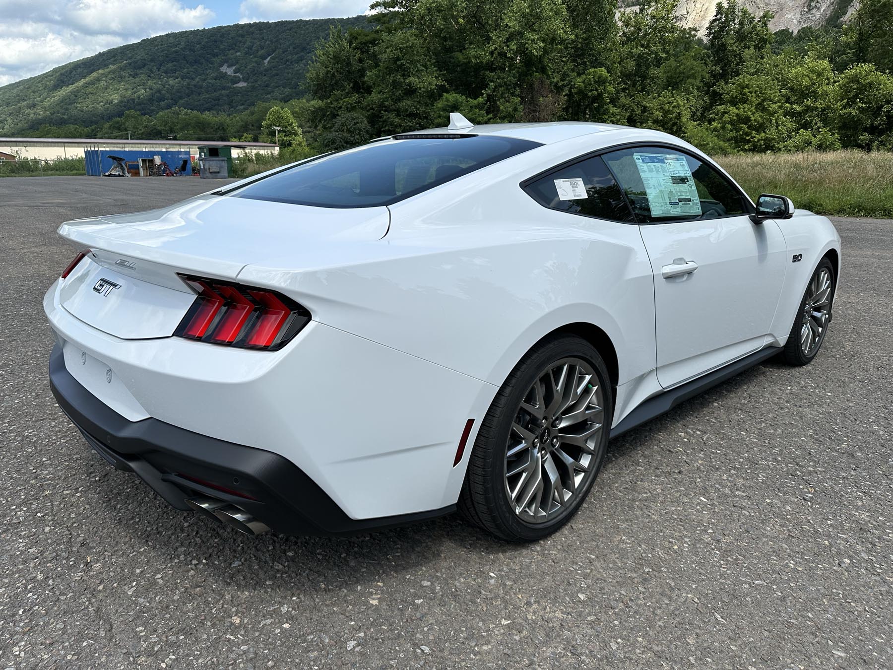 2025 Ford Mustang GT Premium photo 4