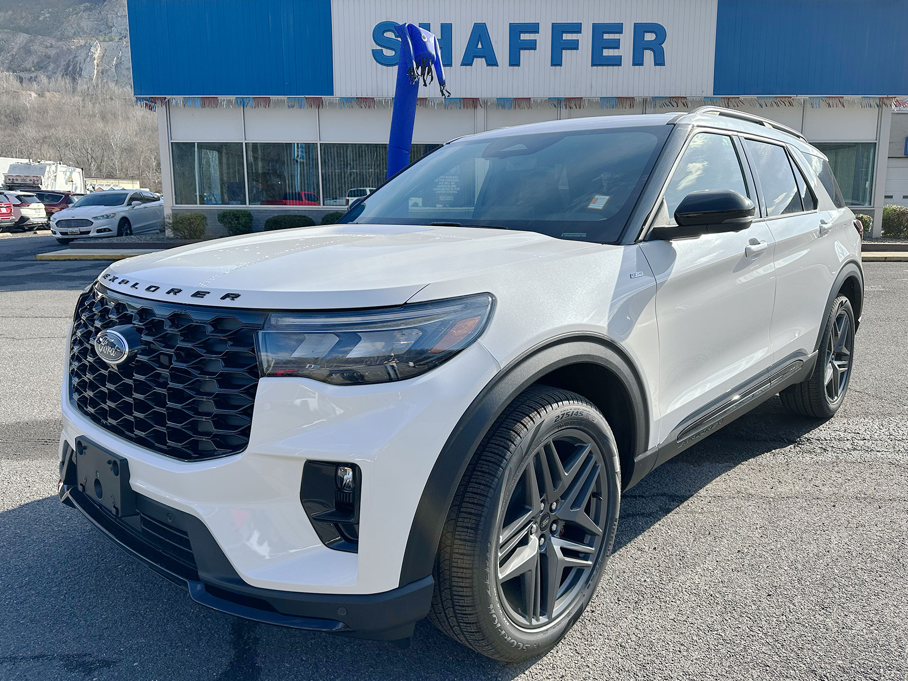 2026 Ford Explorer ST-LINE's photo