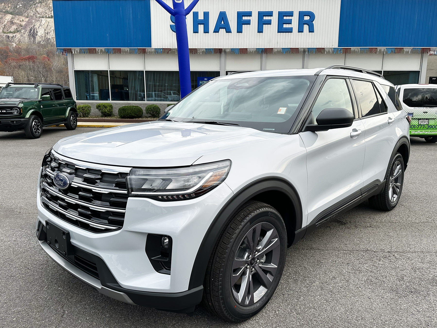 2026 Ford Explorer Active's photo