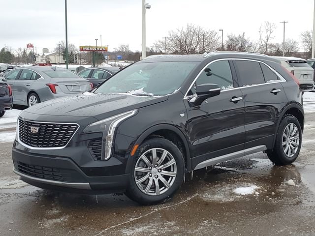 2023 Cadillac XT4 Premium Luxury
