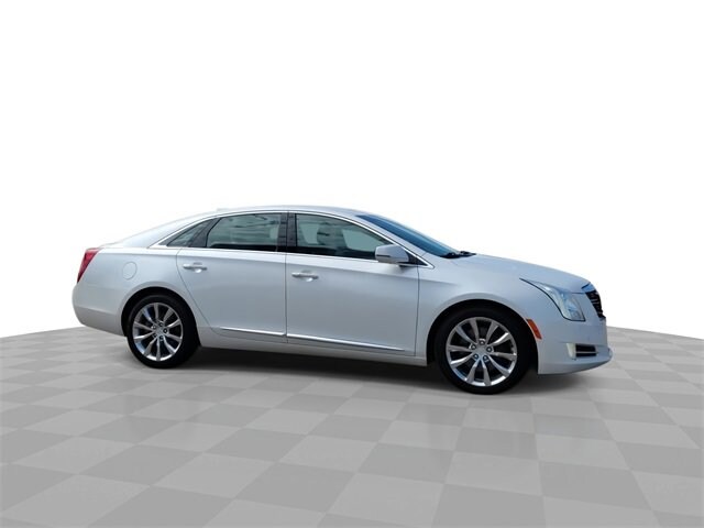 2017 Cadillac XTS Premium Luxury photo 2