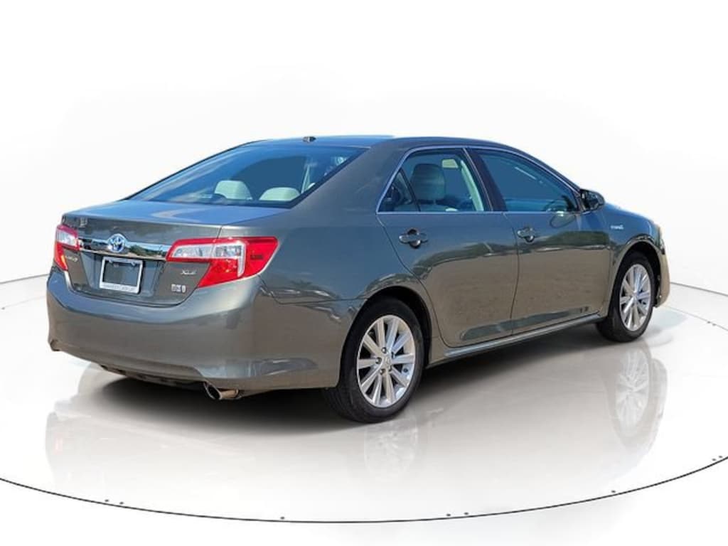 Used 2012 Toyota Camry Hybrid XLE