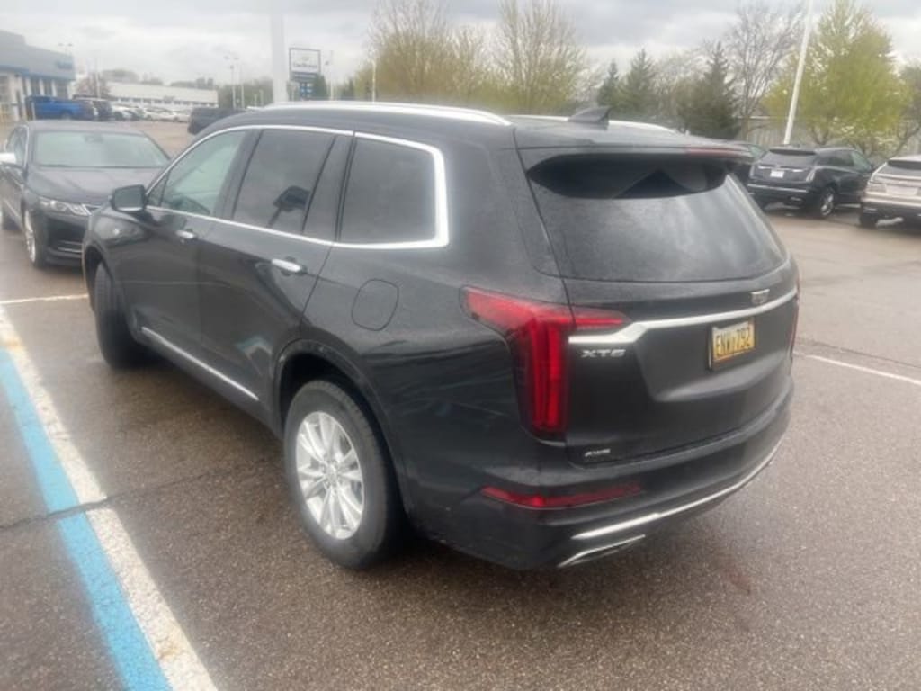Certified 2025 CADILLAC XT6 Luxury SUV