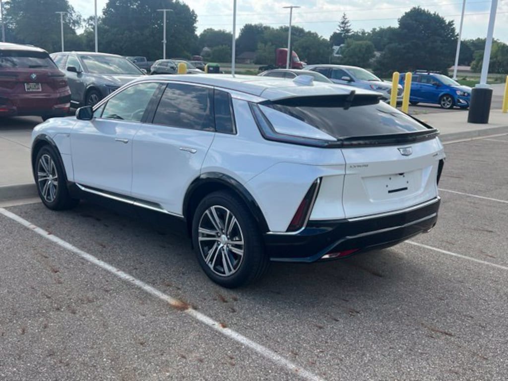 Certified 2024 CADILLAC LYRIQ Luxury 2 SUV