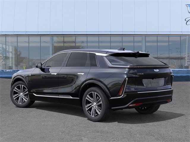 2025 Cadillac Lyriq Luxury photo 3