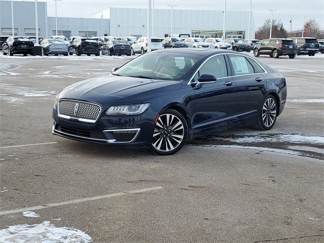 2020 Lincoln MKZ Reserve II's photo