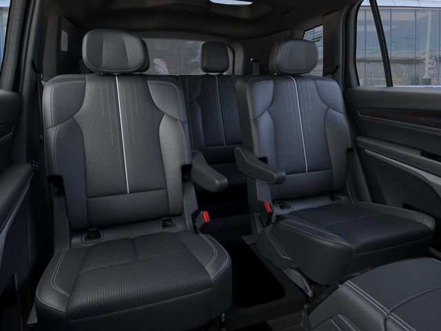 2026 Cadillac VISTIQ Luxury - Photo 17