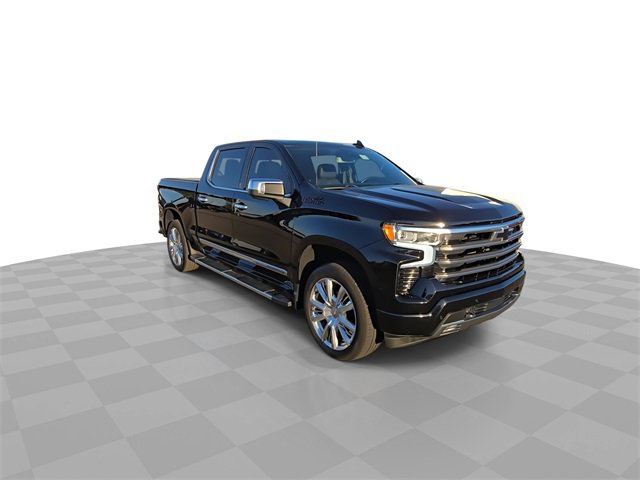 2022 Chevrolet Silverado 1500 High Country photo 2