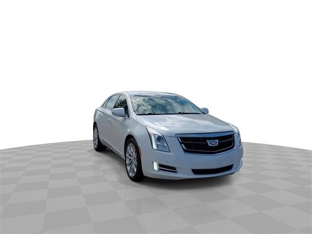 2017 Cadillac XTS Premium Luxury photo 3