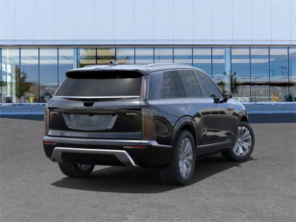 Used 2026 CADILLAC Vistiq Luxury SUV