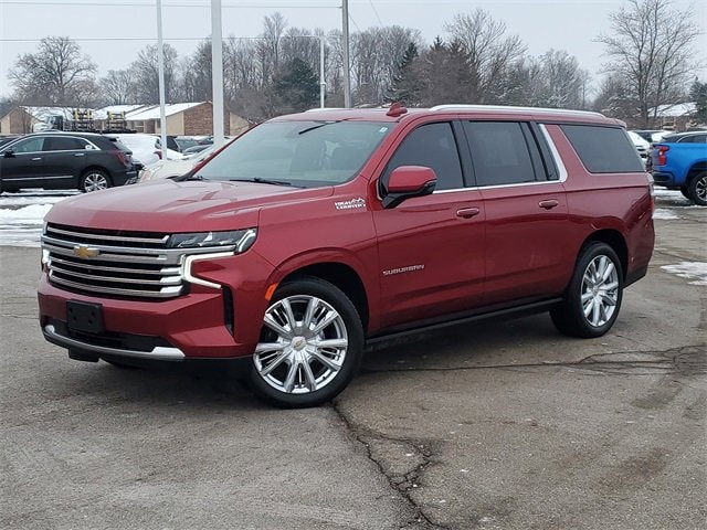 2024 Chevrolet Suburban High Country's photo