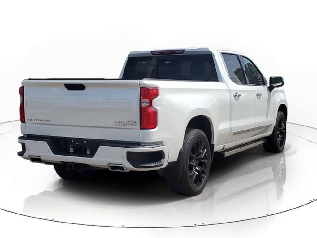 Used 2024 Chevrolet Silverado 1500 High Country Truck