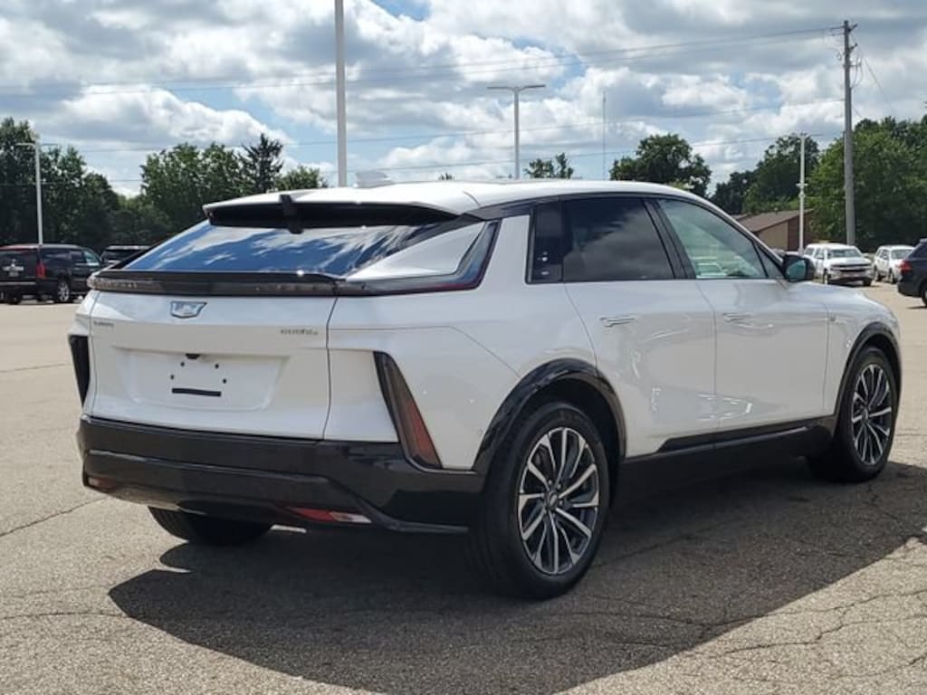 Certified 2024 CADILLAC LYRIQ Sport 2 SUV