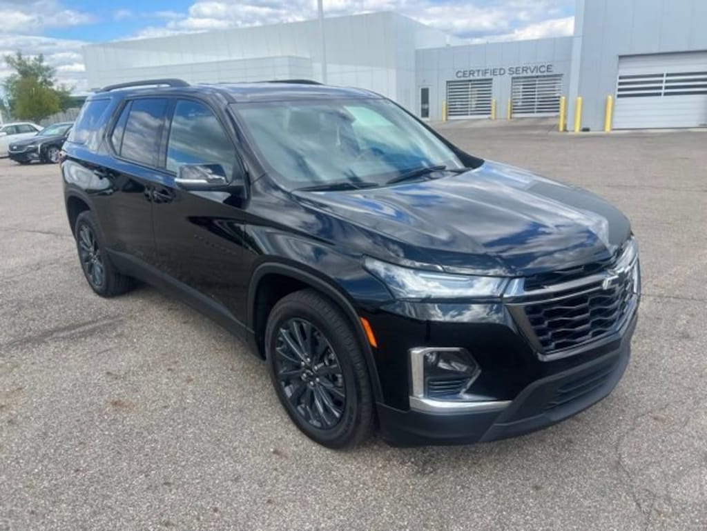 Used 2023 Chevrolet Traverse RS SUV